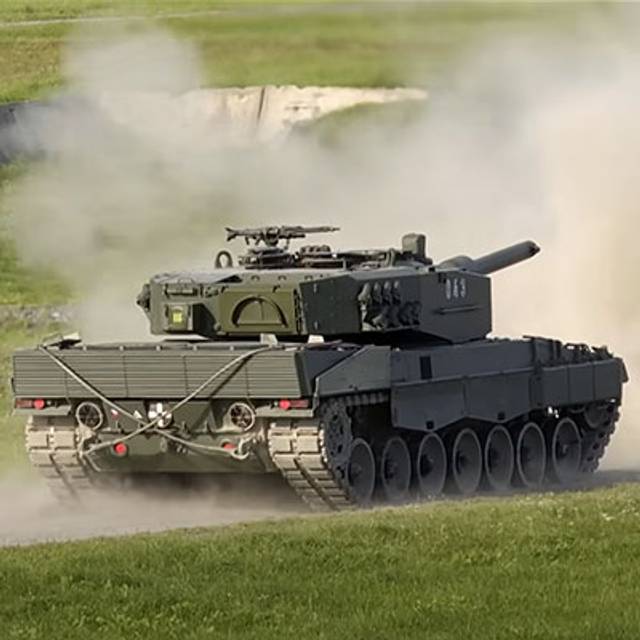 acr-perimetr-tanky-t-72-a-leopard-2a4.jpg